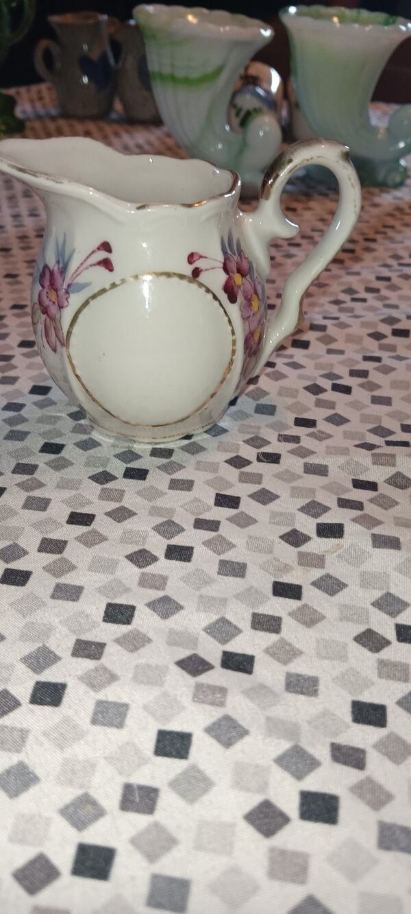 Unbranded vintage decorative mini porcelain creamer pitcher Very Nice Piece